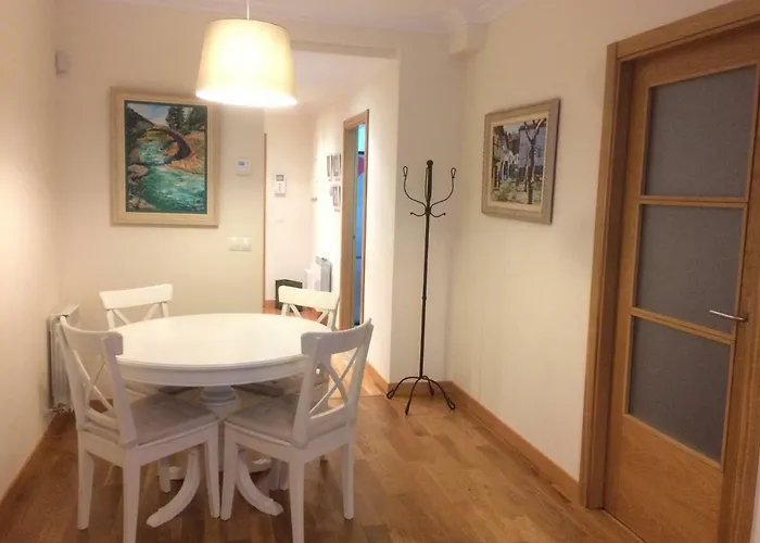 Con Terraza Y Jardin En Lägenhet Bakio