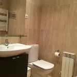 Con Terraza Y Jardin En Apartman