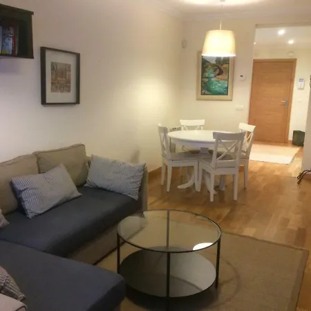Lägenhet Con Terraza Y Jardin En